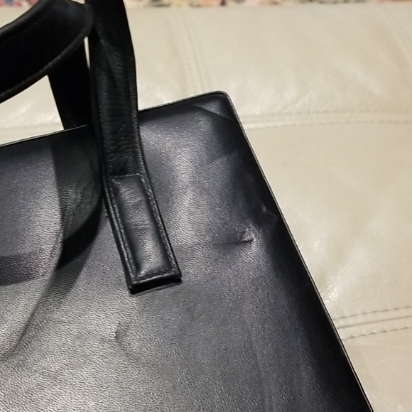 Perlina black hard "A" frame leather handbag - Picture 7 of 7